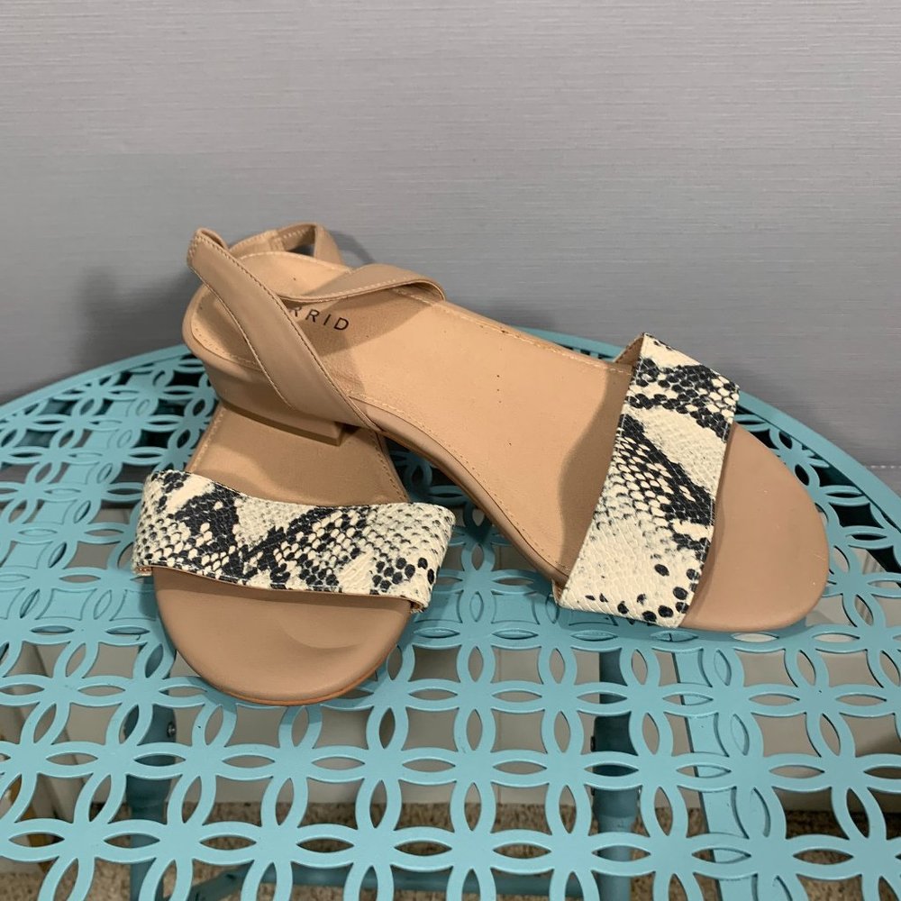 Torrid Womens Sandals Women 9W Slingback Block Heel SnakeSkin Print Faux Leather